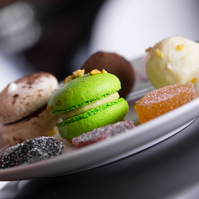 Fortune Events fine dining macaron dessert